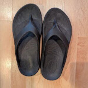 OOFOS OOriginal Sandal, Black - Women’s Size 7 - Recovery Sandal